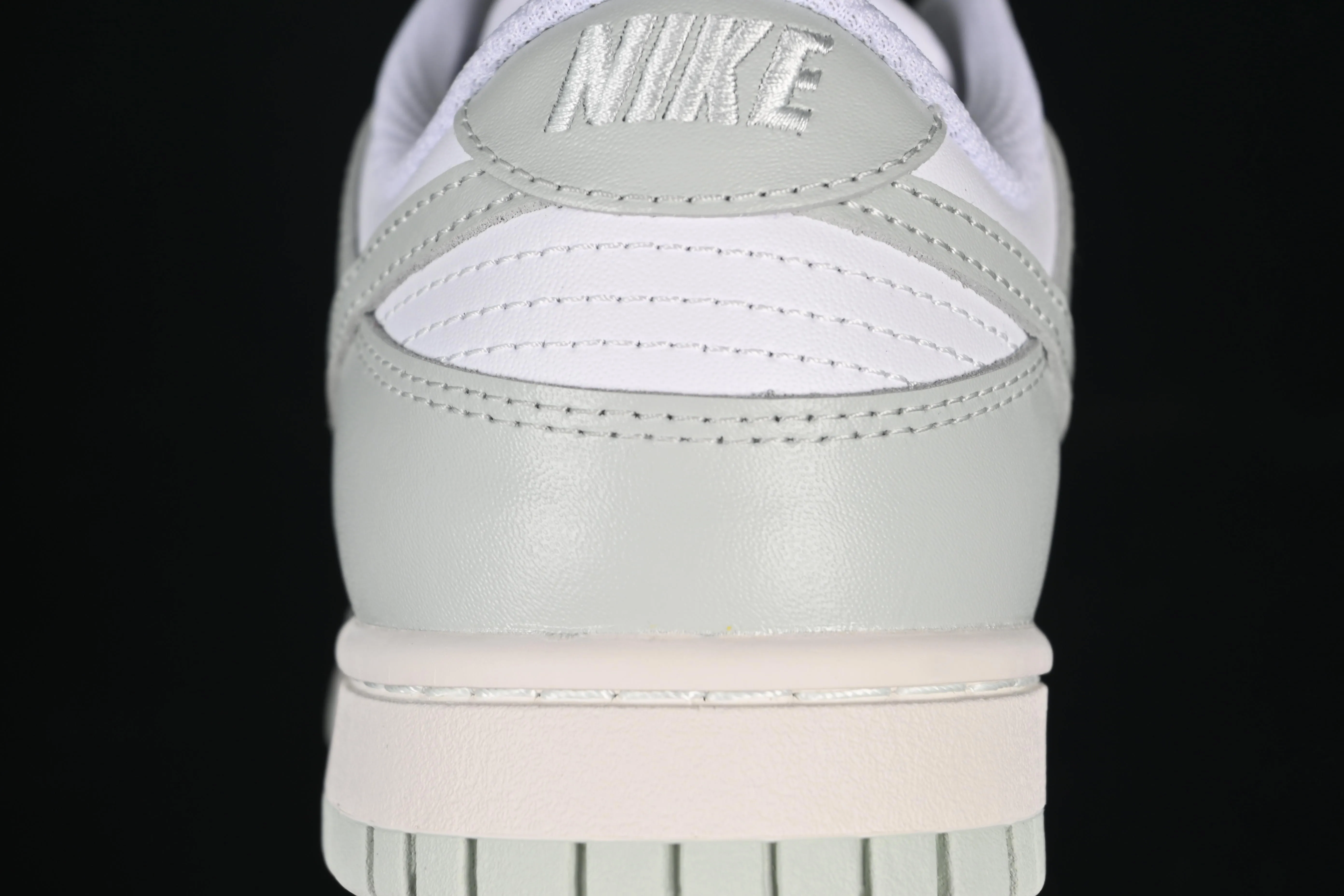 All categories Nk SB Dunk series Nk SB Dunk Low low-top sneakers Nike SB Dunk Low white gray low-top casual sneakers FB9109-124